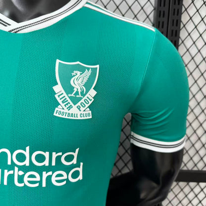 25/26 Liverpool's second away jersey