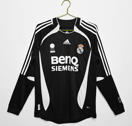 06/07 Real Madrid  second away long sleeved jersey