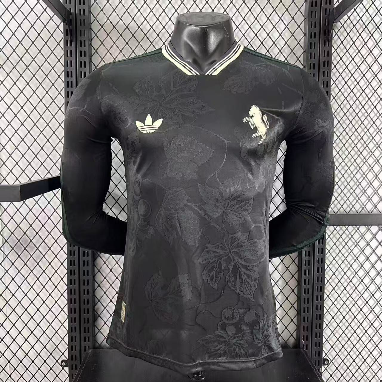 25/26 Juventus second away long sleeved jersey