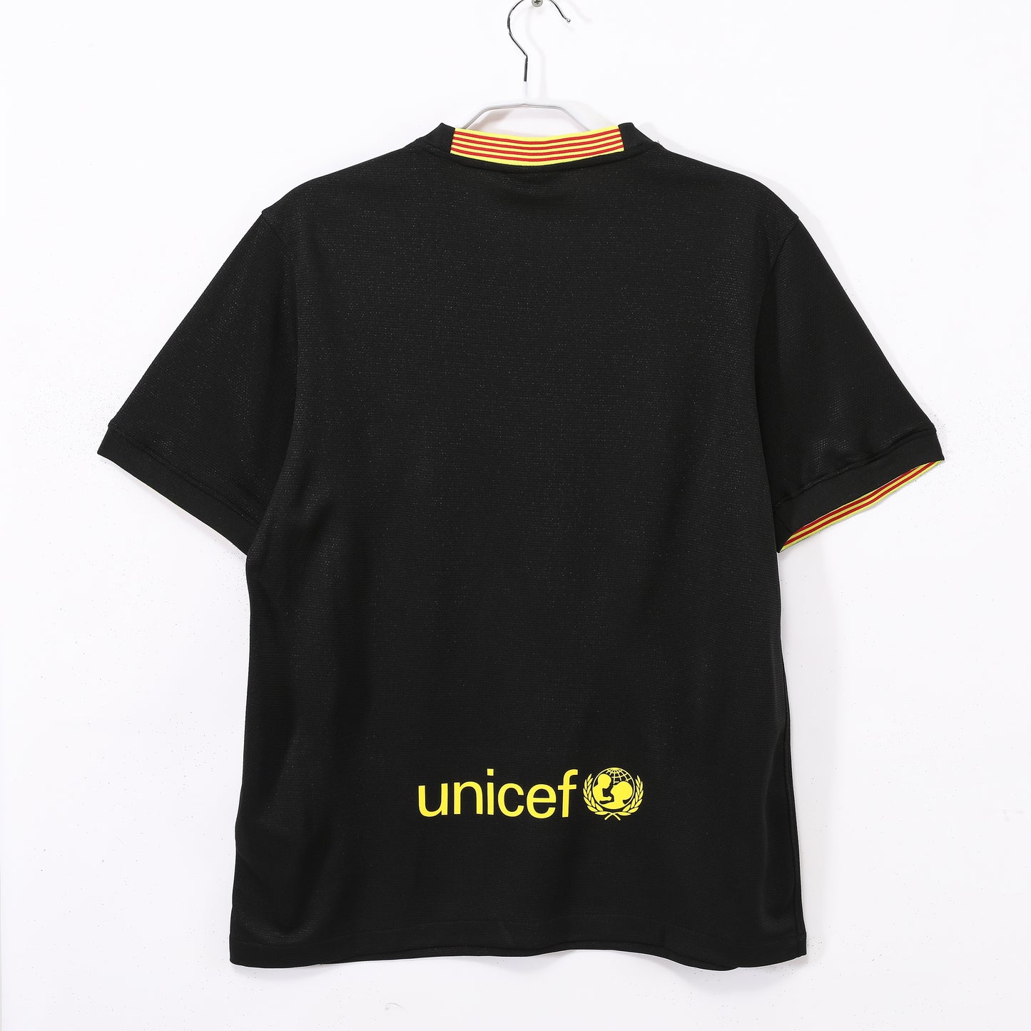 13/14 Barcelona second away jersey