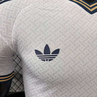 2026 World Cup Italy away jersey