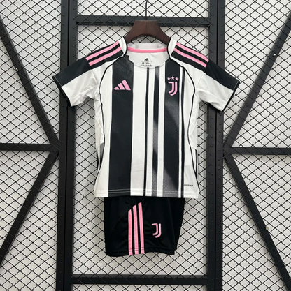25/26 Juventus Home Kit Kids