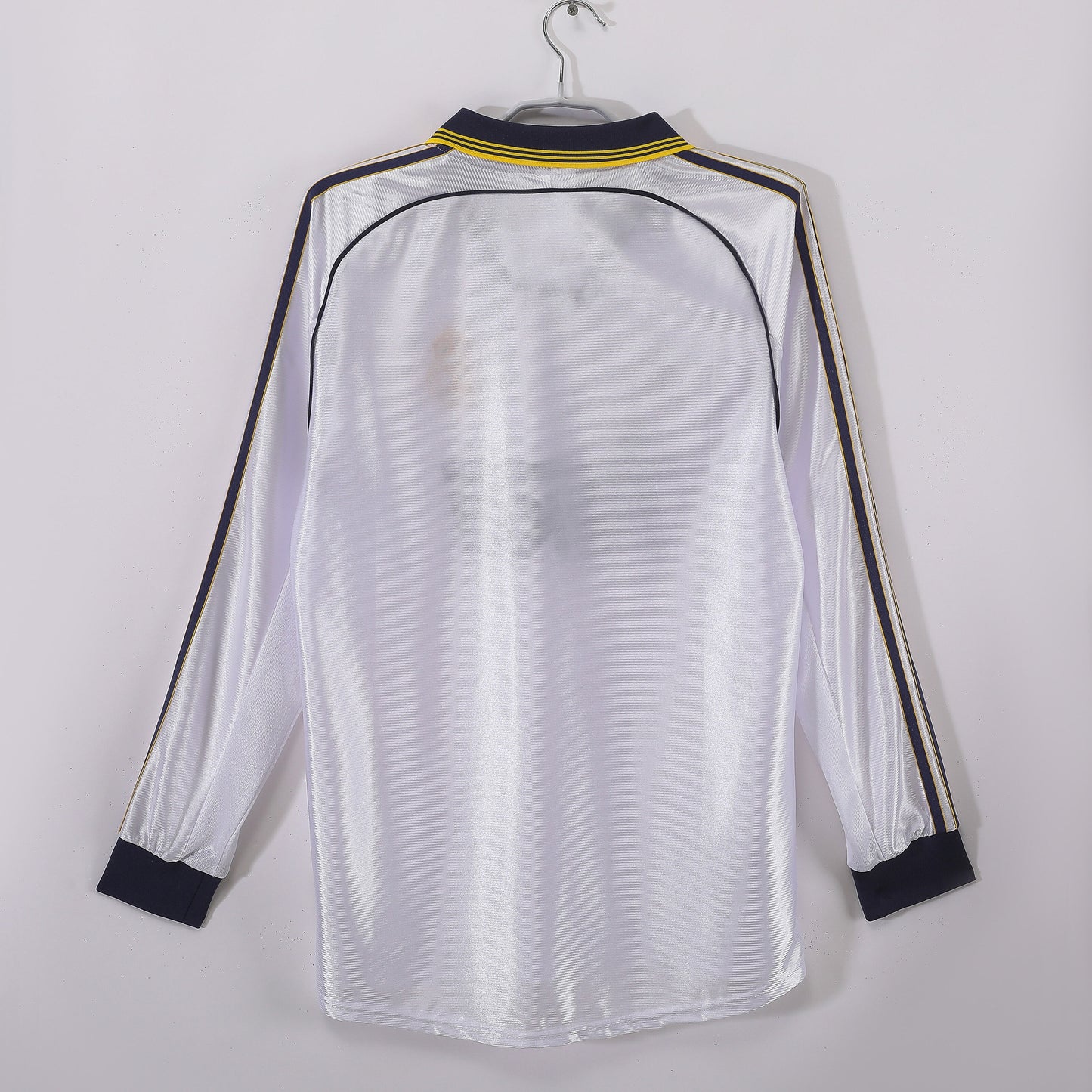 98/00 Real Madrid home long sleeved jersey