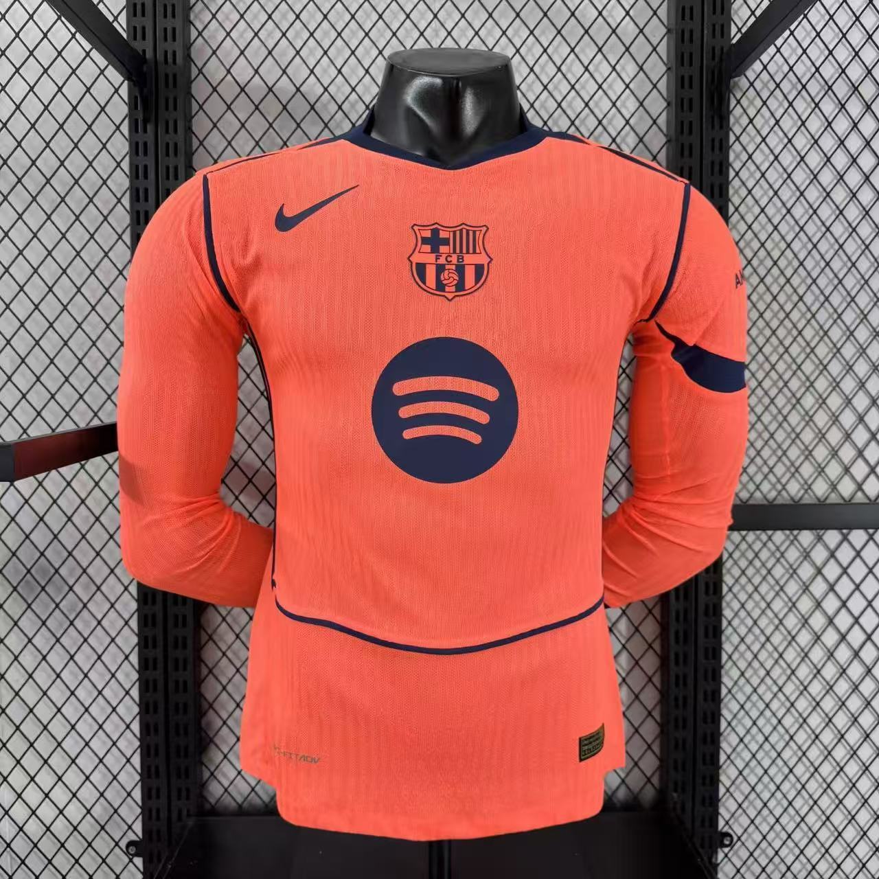 25/26 Barcelona's second away long sleeved jersey