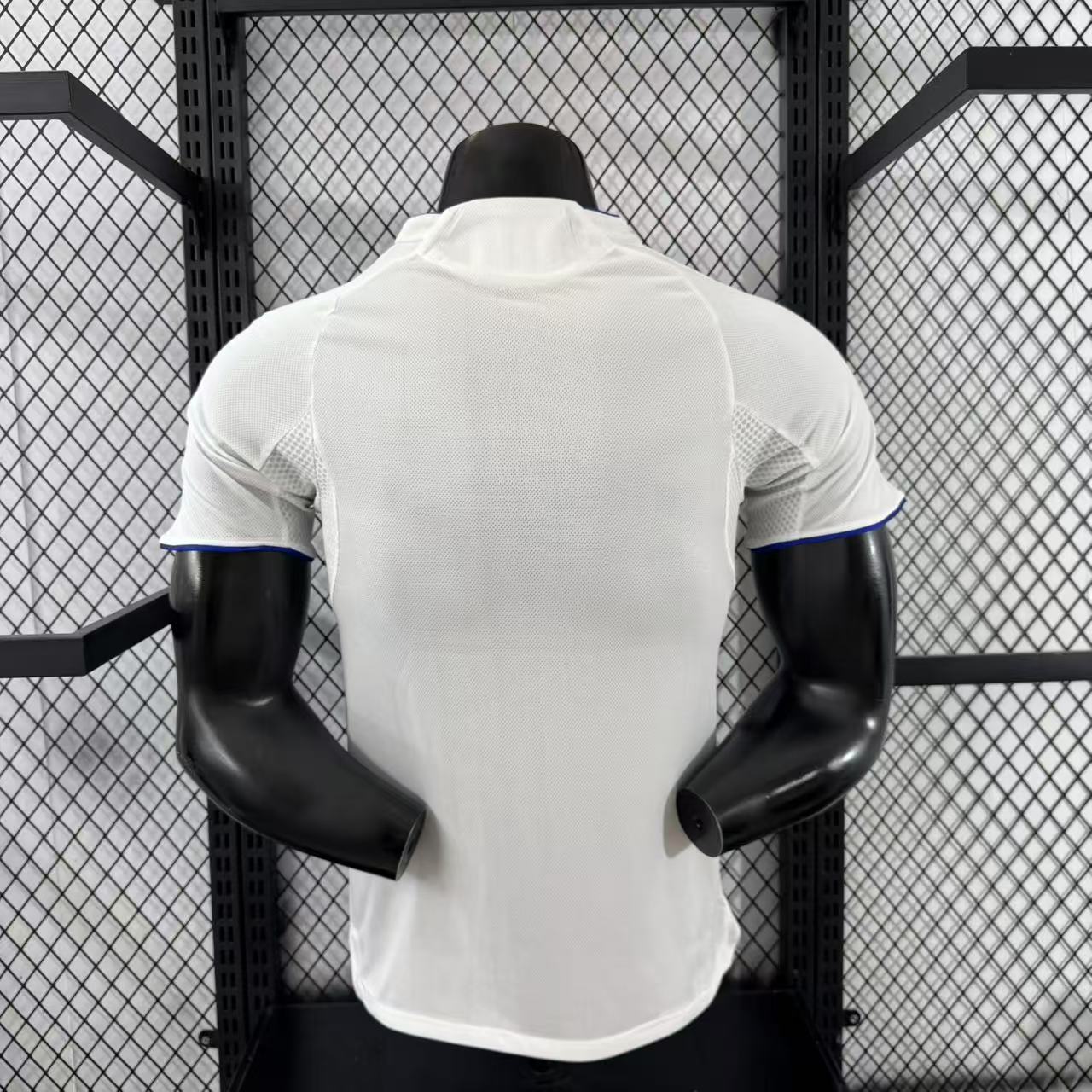 25/26 Lyon home jersey