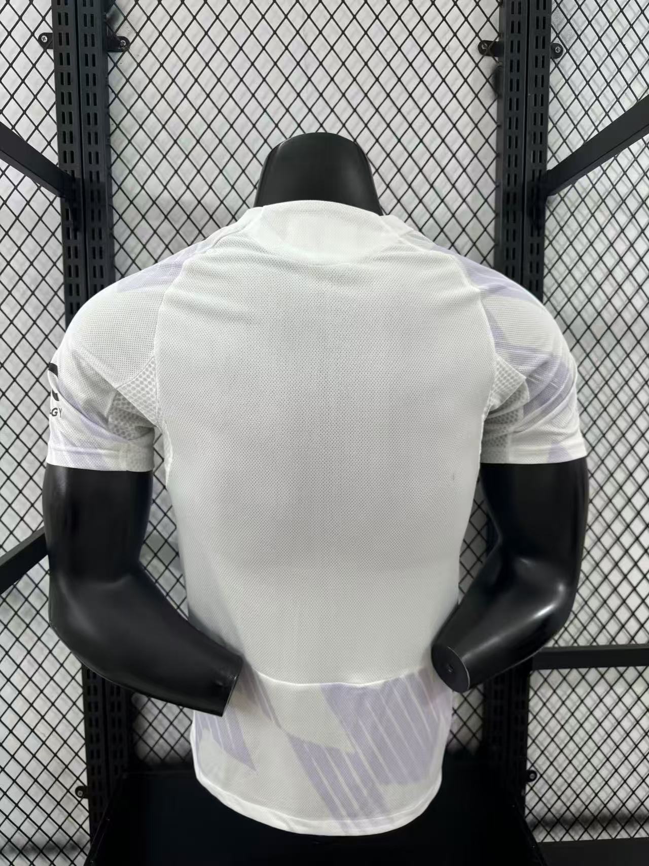 25/26 Manchester United away jersey